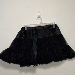 Elegant Black Ruffled Skirt Tutu Costume